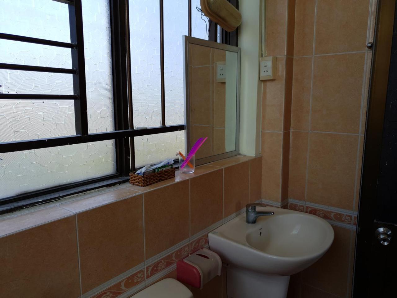 Thai Tan Hotel Вунгтау Экстерьер фото